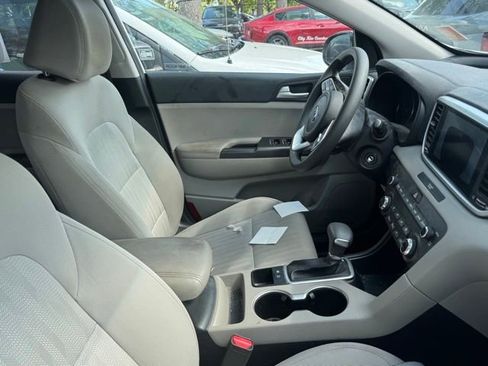 Used 2020 Kia Sportage LX FWD image 7
