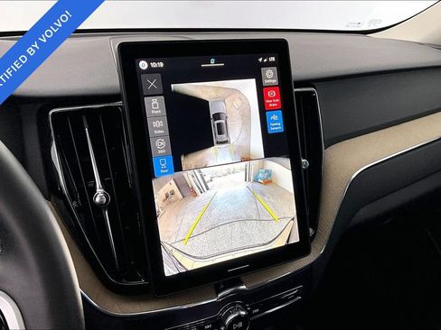 Certified 2026 Volvo XC60 B5 Plus AWD/4WD image 28