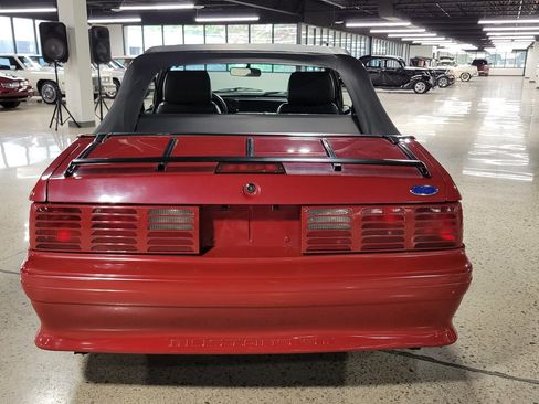 Used 1989 Ford Mustang GT RWD image 30