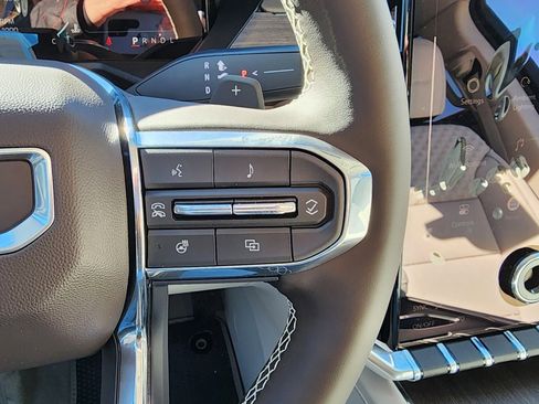 New 2026 GMC Acadia Denali image 23