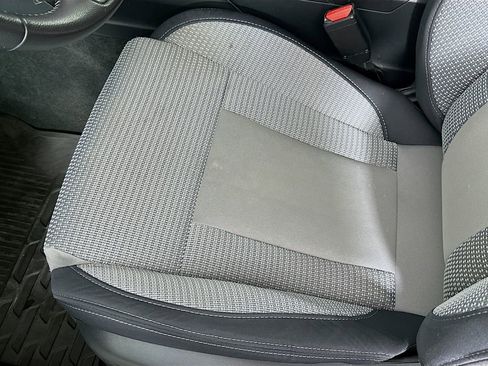 Used 2024 Subaru Outback Premium image 20