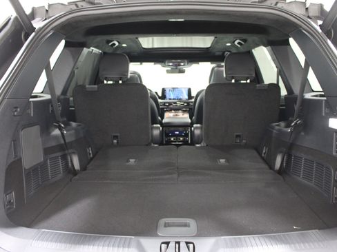 Used 2025 Lincoln Aviator Black Label AWD/4WD image 28