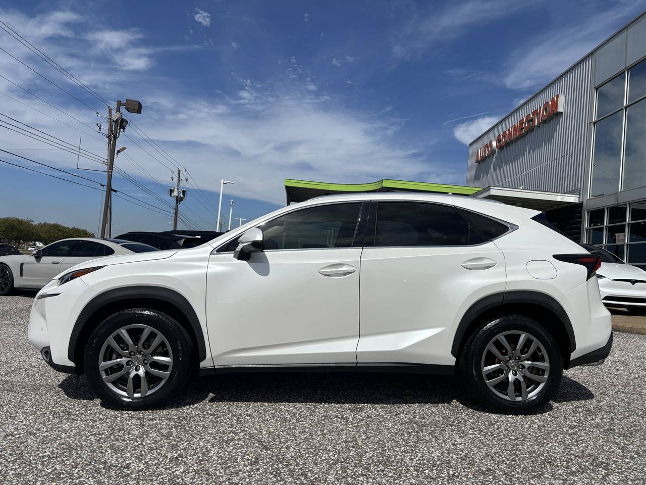 Used 2016 Lexus NX 200t AWD w/ Premium Package image 2