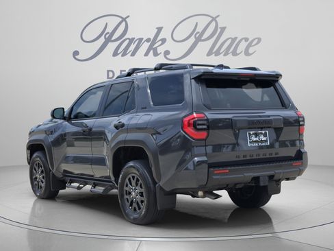 Used 2026 Toyota 4Runner SR5 AWD/4WD image 3