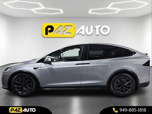 Used 2025 Tesla Model X image 2