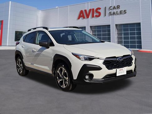 Used 2025 Subaru Crosstrek 2.5i Premium AWD/4WD image 3