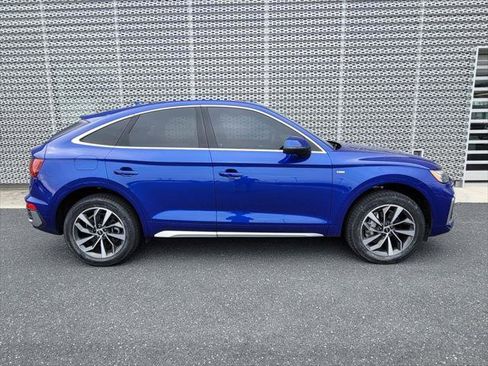 Used 2023 Audi Q5 2.0T Premium w/ Convenience Package AWD/4WD image 5