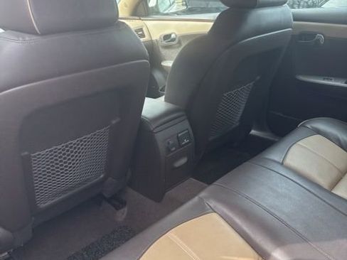 Used 2012 Chevrolet Malibu LTZ image 11