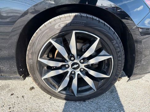 Used 2017 Chevrolet Malibu LT w/ Leather Package image 15
