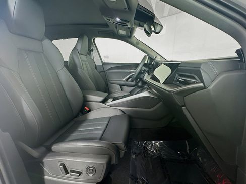New 2025 Audi Q5 Premium Plus image 8
