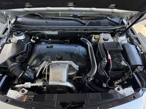 Used 2017 Buick Regal Sport Touring image 13