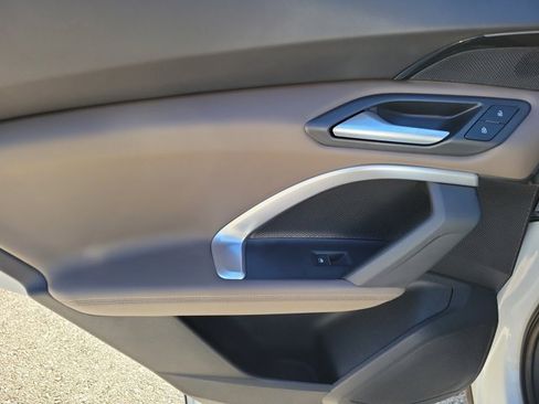 Certified 2025 Audi Q5 2.0T Premium w/ Convenience Package image 12