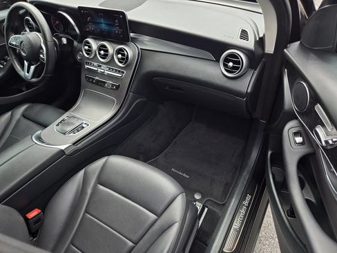 Used 2021 Mercedes-Benz GLC 300 image 7