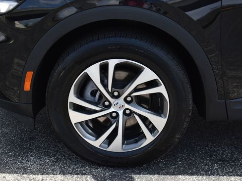 Used 2023 Buick Envision Essence image 11