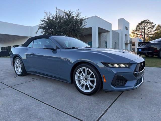 Used 2025 Ford Mustang GT Premium RWD image 1