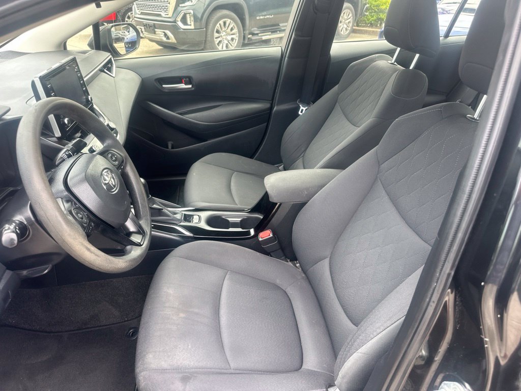 Used 2020 Toyota Corolla LE FWD image 6