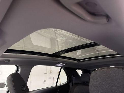 Certified 2024 Chevrolet Equinox LT w/ LPO, Floor Liner Package image 22