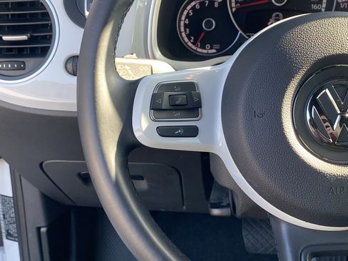 Used 2016 Volkswagen Beetle 1.8T SEL image 26