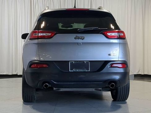 Used 2014 Jeep Cherokee Latitude w/ Comfort/Convenience Group FWD image 9
