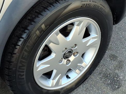 Used 2006 Volvo XC70 image 10