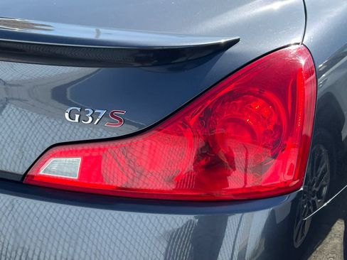 Used 2009 INFINITI G37 Sport w/ Premium Pkg RWD image 18