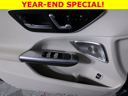 Used 2025 Mercedes-Benz C 300 C 300 image 14