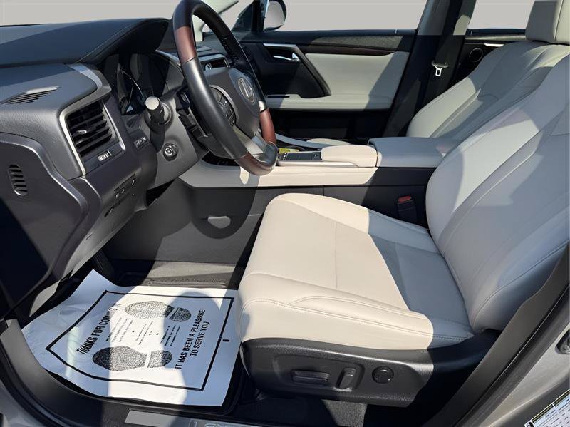 Used 2020 Lexus RX 450h AWD w/ Premium Package image 17