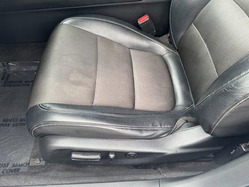 Used 2018 Honda Accord Sport image 14