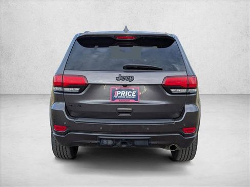 Used 2019 Jeep Grand Cherokee Altitude AWD/4WD image 7