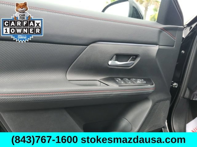 Used 2025 Nissan Kicks SR w/ SR Premium Package AWD/4WD image 15