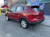 Used 2018 Nissan Rogue Sport SV w/ SV Technology Package image 3