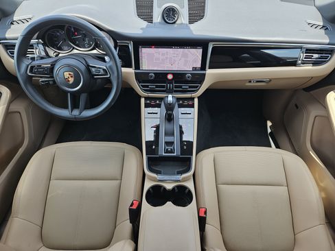 Certified 2026 Porsche Macan AWD/4WD image 25