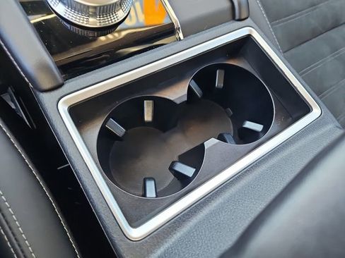 Used 2024 Mitsubishi Outlander SE image 21