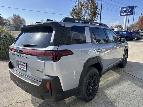 New 2026 Subaru Outback Limited image 5