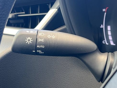 Used 2026 Toyota Corolla LE FWD image 31