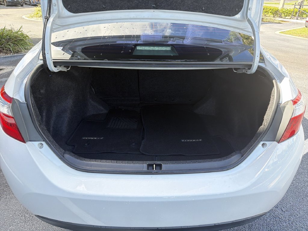 Used 2016 Toyota Corolla LE FWD image 50