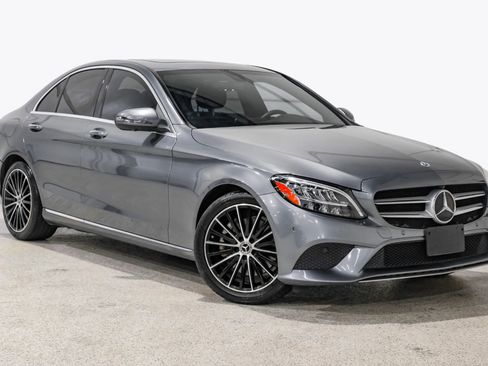 Used 2020 Mercedes-Benz C 300 Sedan image 4