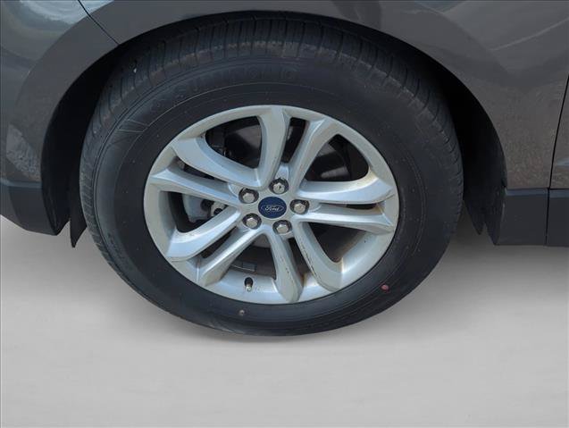 Used 2019 Ford Edge SEL w/ Equipment Group 201A FWD image 25