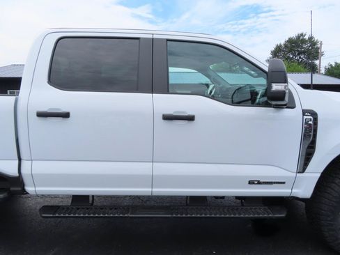 Used 2024 Ford F350 XL AWD/4WD image 22