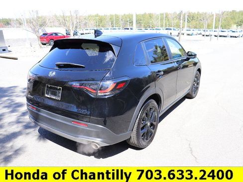 Used 2024 Honda HR-V Sport image 7