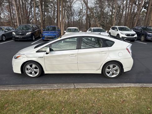 Used 2011 Toyota Prius Five image 13
