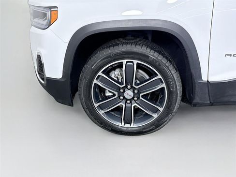 Used 2023 GMC Acadia SLT w/ Technology Package image 26
