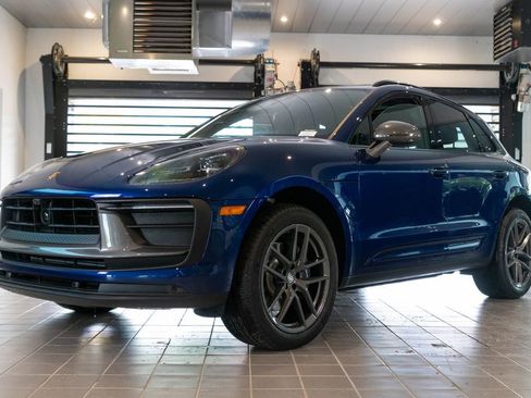 New 2026 Porsche Macan Turbo AWD/4WD image 1