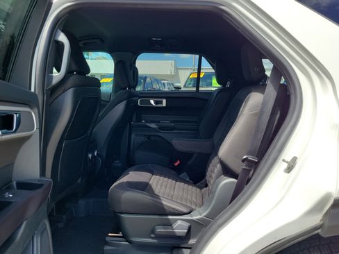 Used 2020 Ford Explorer XLT w/ Class III Trailer Tow Package RWD image 14