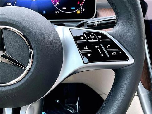 Used 2025 Mercedes-Benz C 300 Sedan image 21