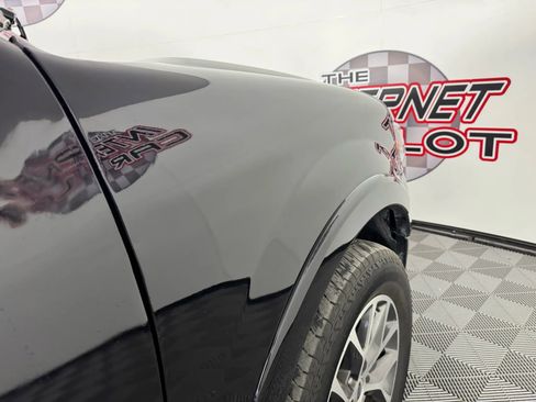 Used 2017 Ford Expedition XLT w/ Equipment Group 202A image 31