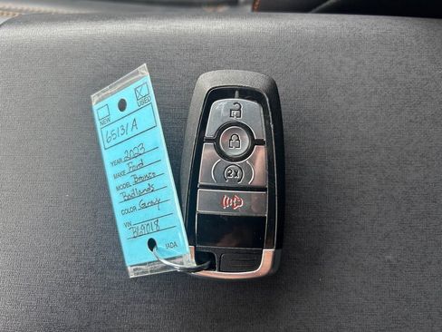 Certified 2023 Ford Bronco Badlands image 32