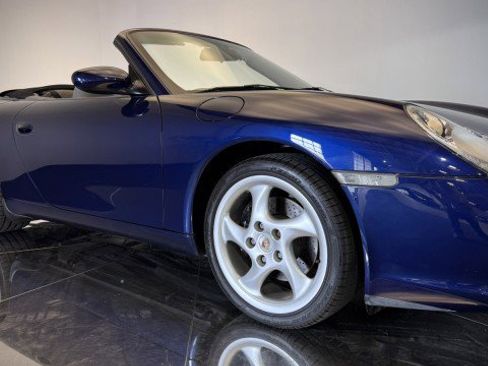 Used 2002 Porsche 911 Cabriolet image 16