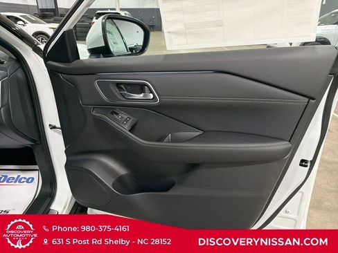 New 2026 Nissan Rogue Platinum w/ Platinum Premium Package image 41