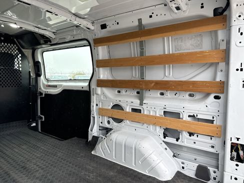 Used 2024 Ford Transit 250 Low Roof w/ Exterior Upgrade Package image 20